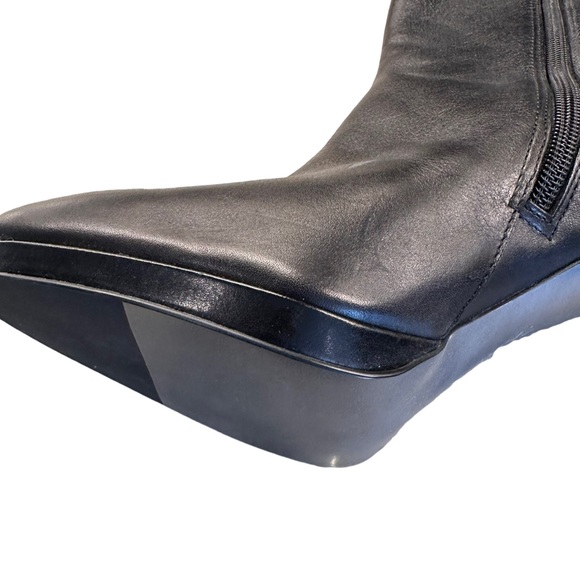 Tahari zip Booties - Picture 4 of 6